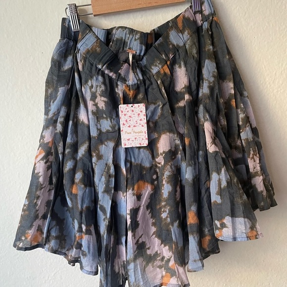 FREE PEOPLE “Sway My Way” Pull On Skirt in “Dark Combo” Print - Picture 7 of 9